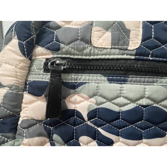 FLYTE Bag: Gym‎ & Travel Quilted Navy And Green Duffel With Travel Sleeve - Picture 2 of 16